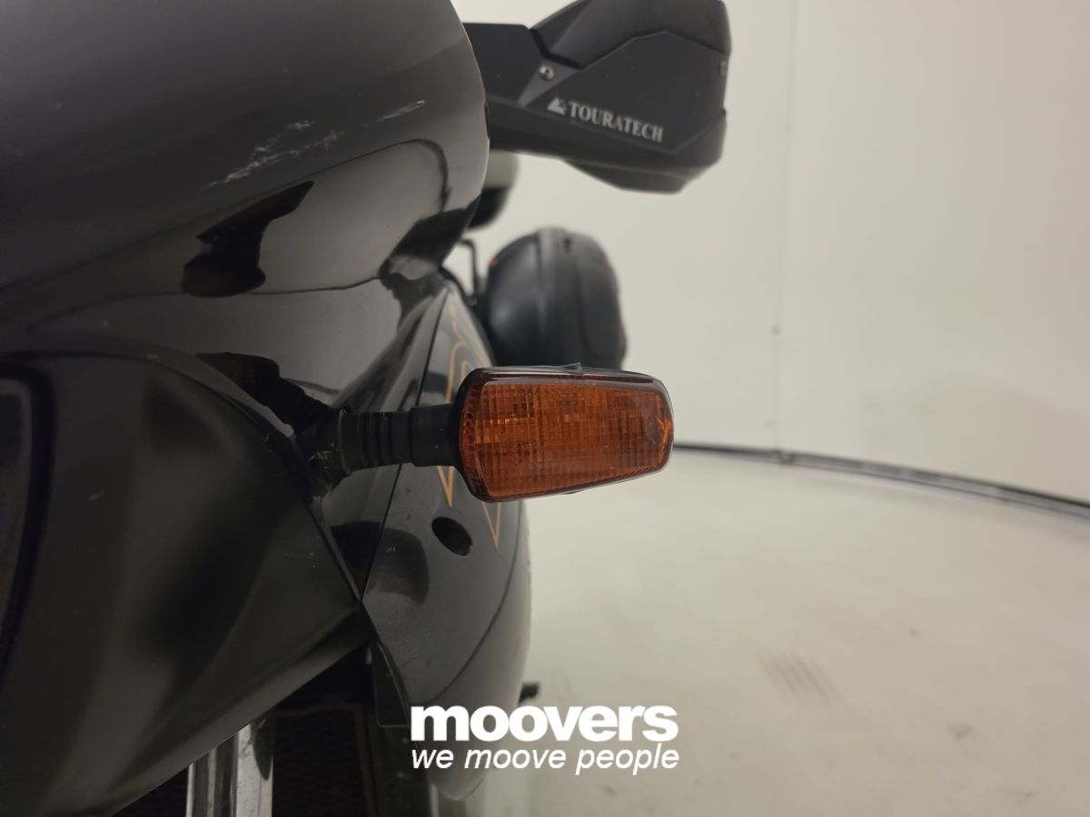 YAMAHA TDM 850