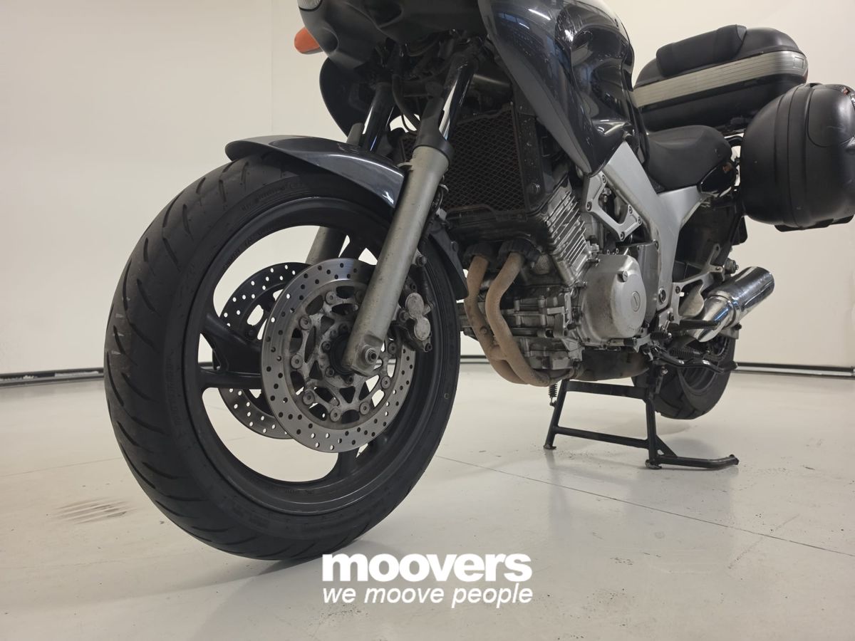 YAMAHA TDM 850
