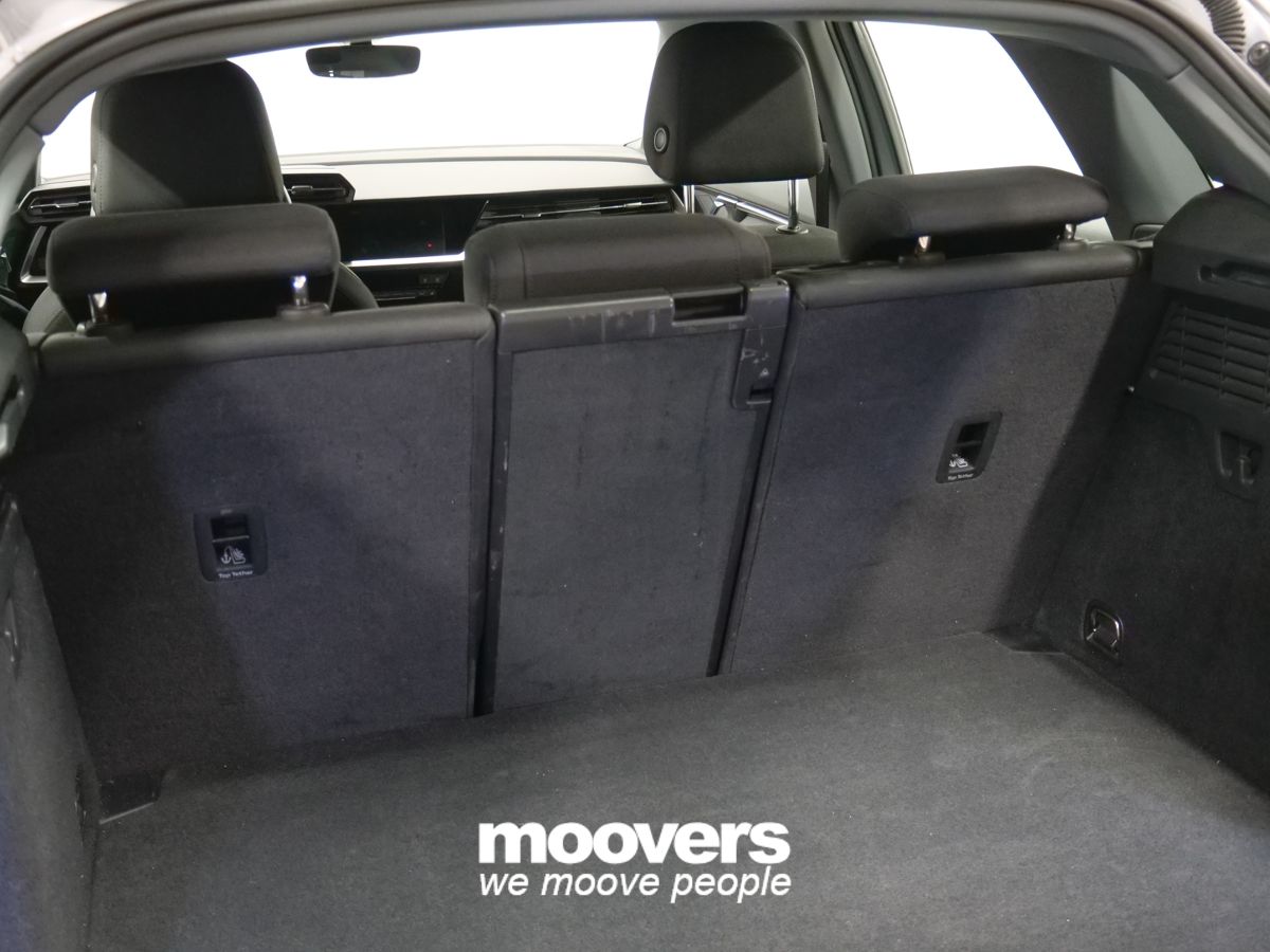 AUDI A3 SPB 30 g-tron S tronic Business Advanced