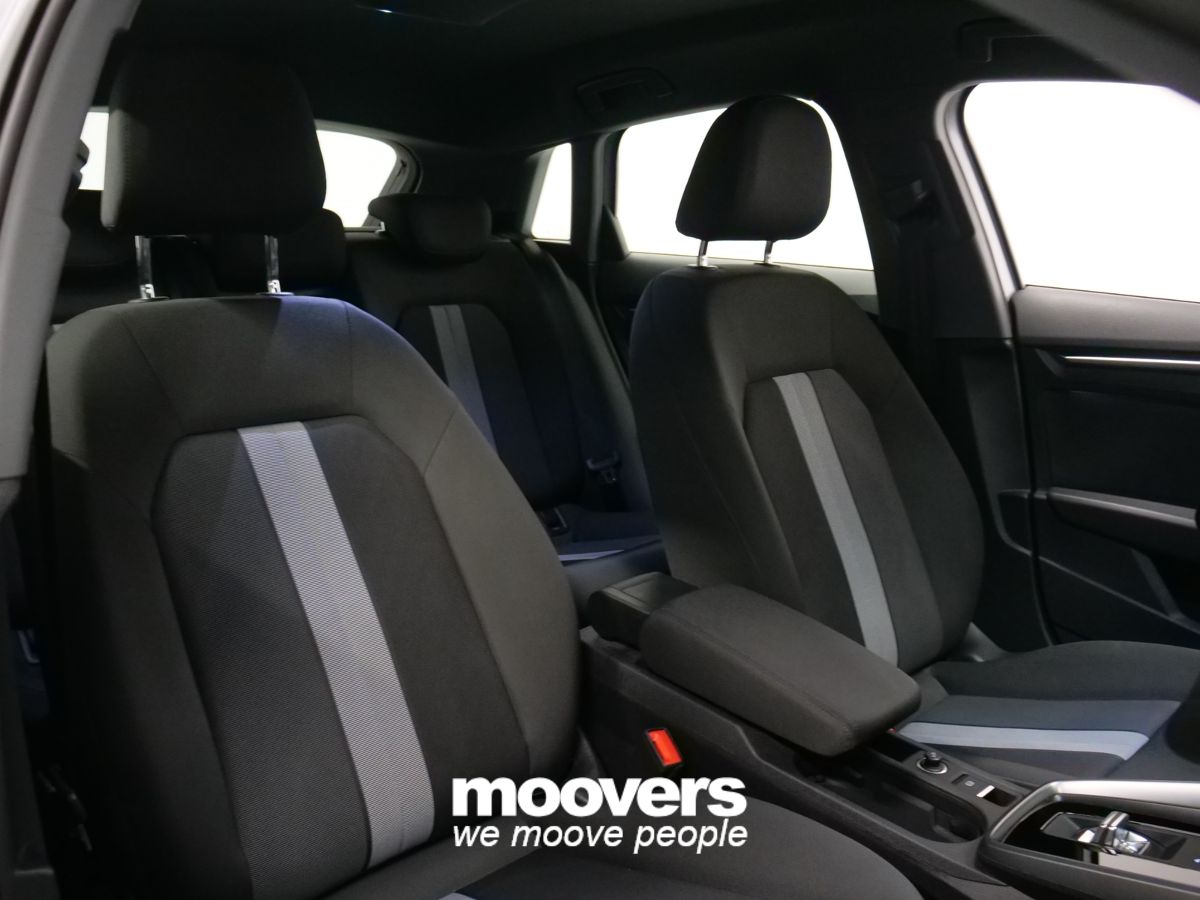 AUDI A3 SPB 30 g-tron S tronic Business Advanced