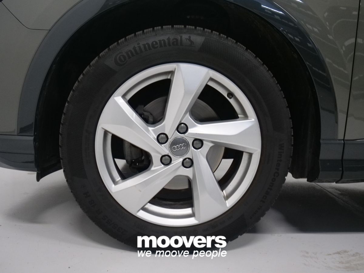 AUDI Q3 35 TFSI S tronic Business Advanced 