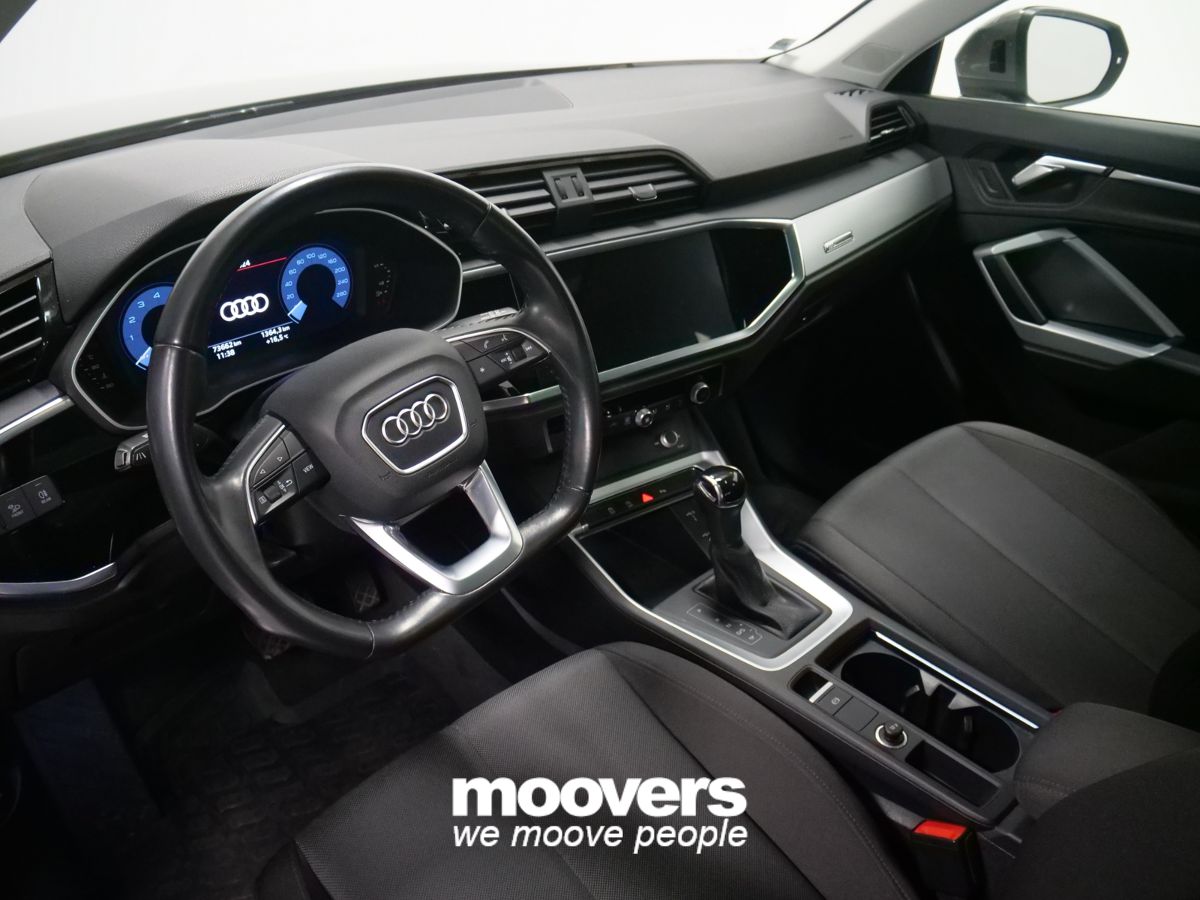 AUDI Q3 35 TFSI S tronic Business Advanced 