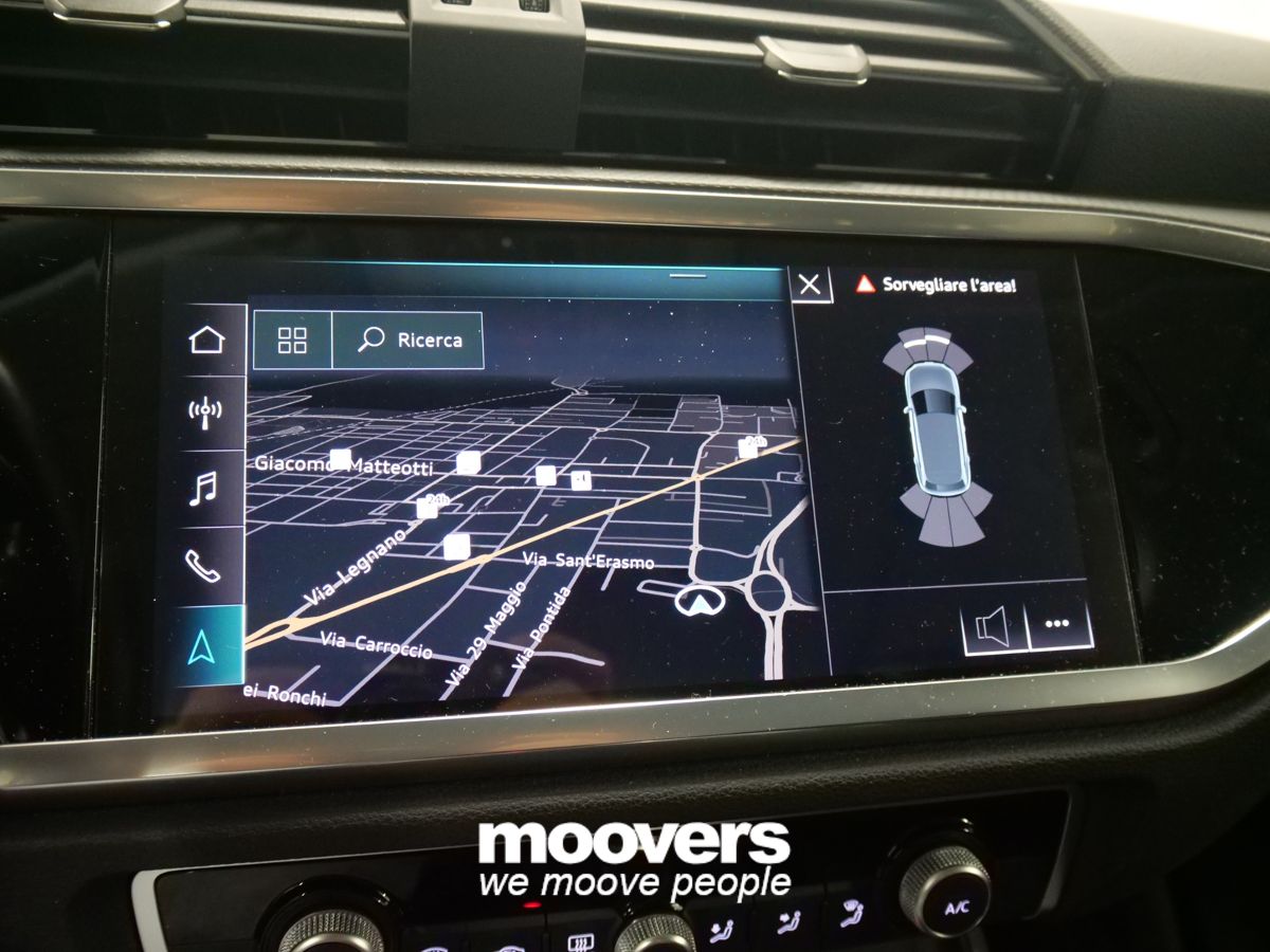 AUDI Q3 35 TFSI S tronic Business Advanced 