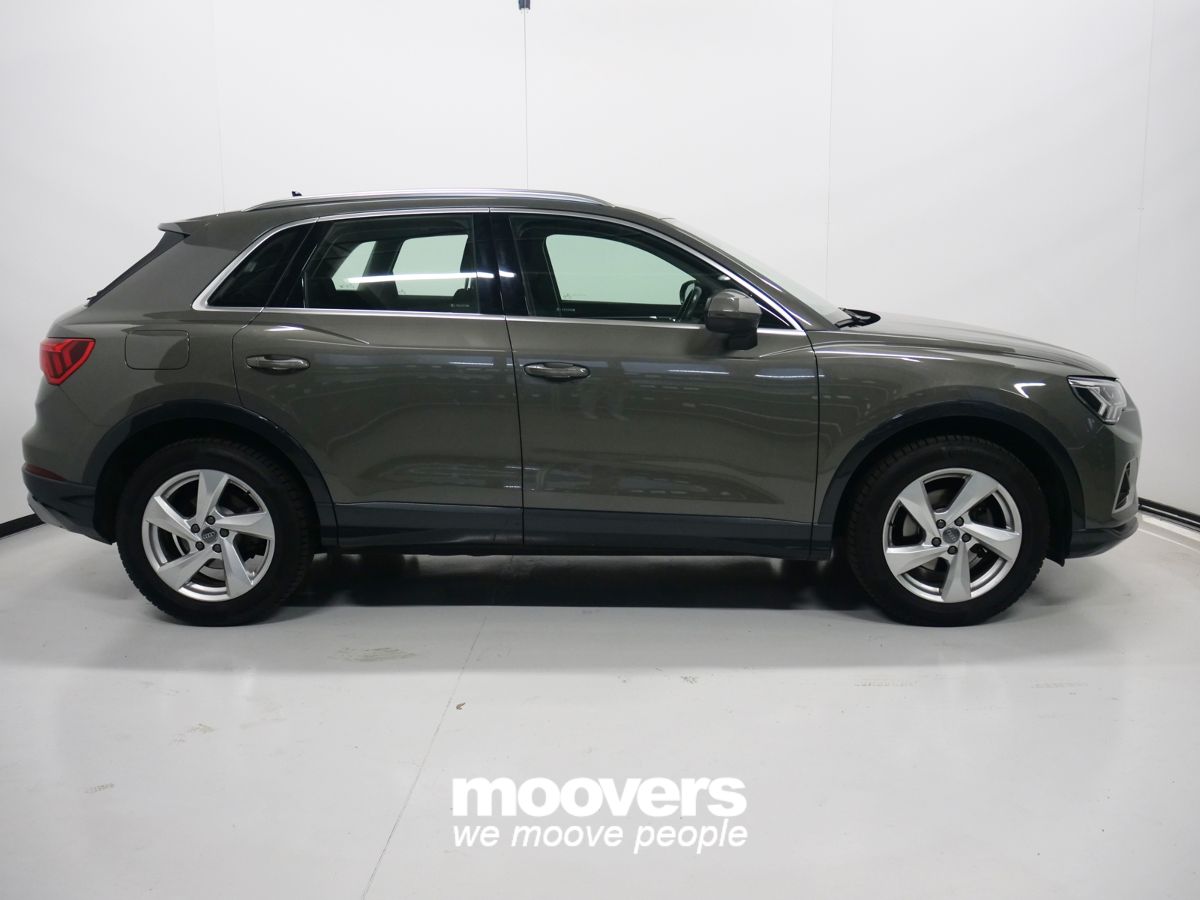AUDI Q3 35 TFSI S tronic Business Advanced 