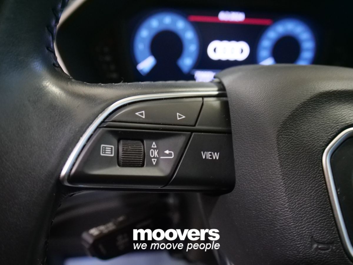 AUDI Q3 35 TFSI S tronic Business Advanced 