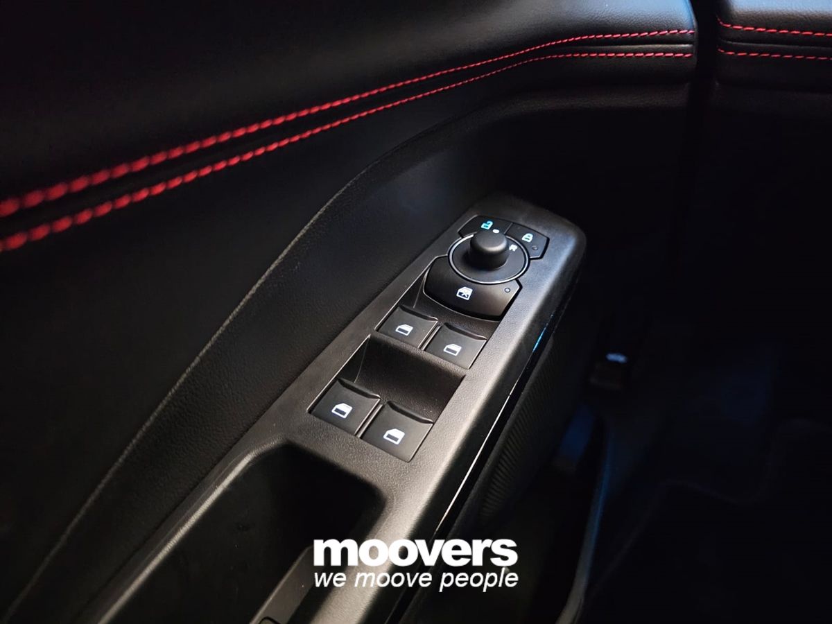 FORD Puma 1.0 EcoBoost Hybrid 125 CV S&S ST-Line