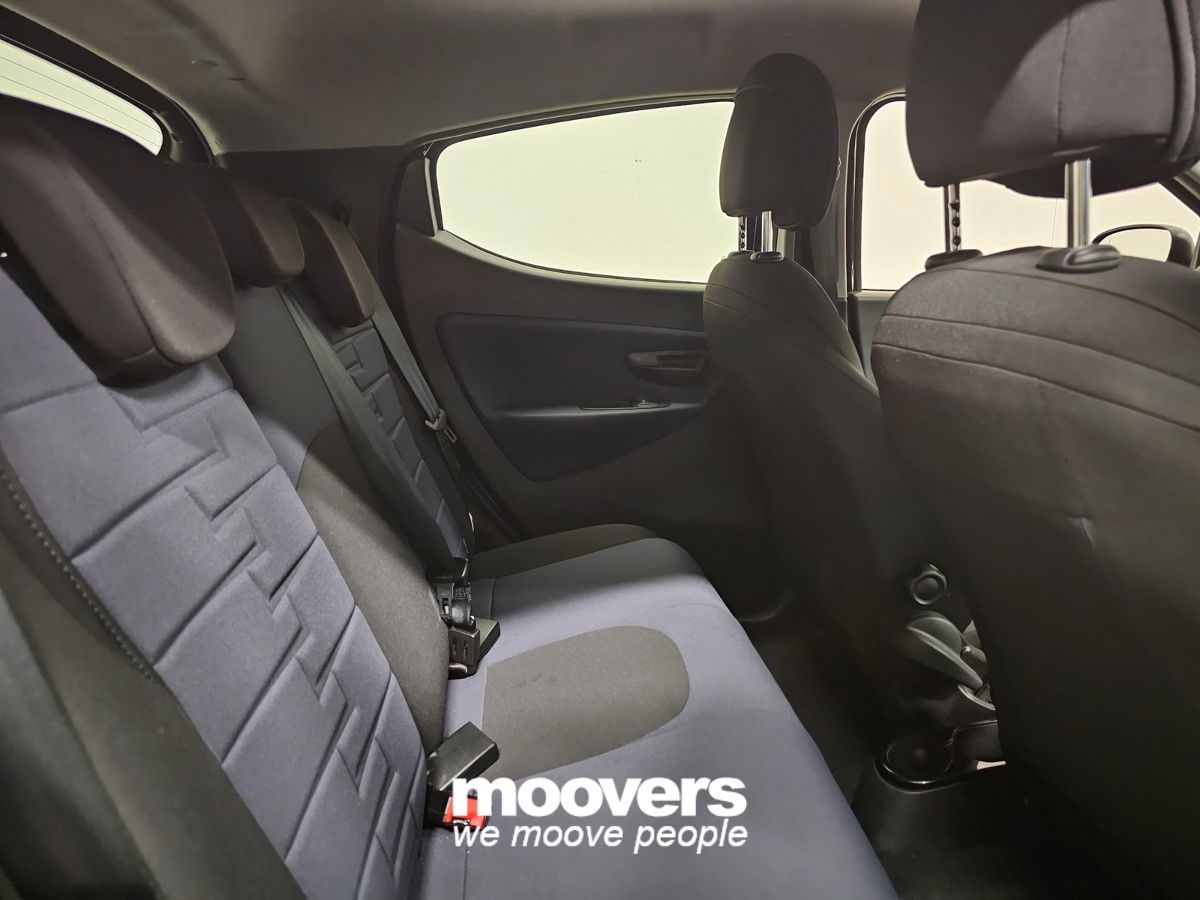 LANCIA Ypsilon 1.0 FireFly 5 porte S&S Hybrid Silver