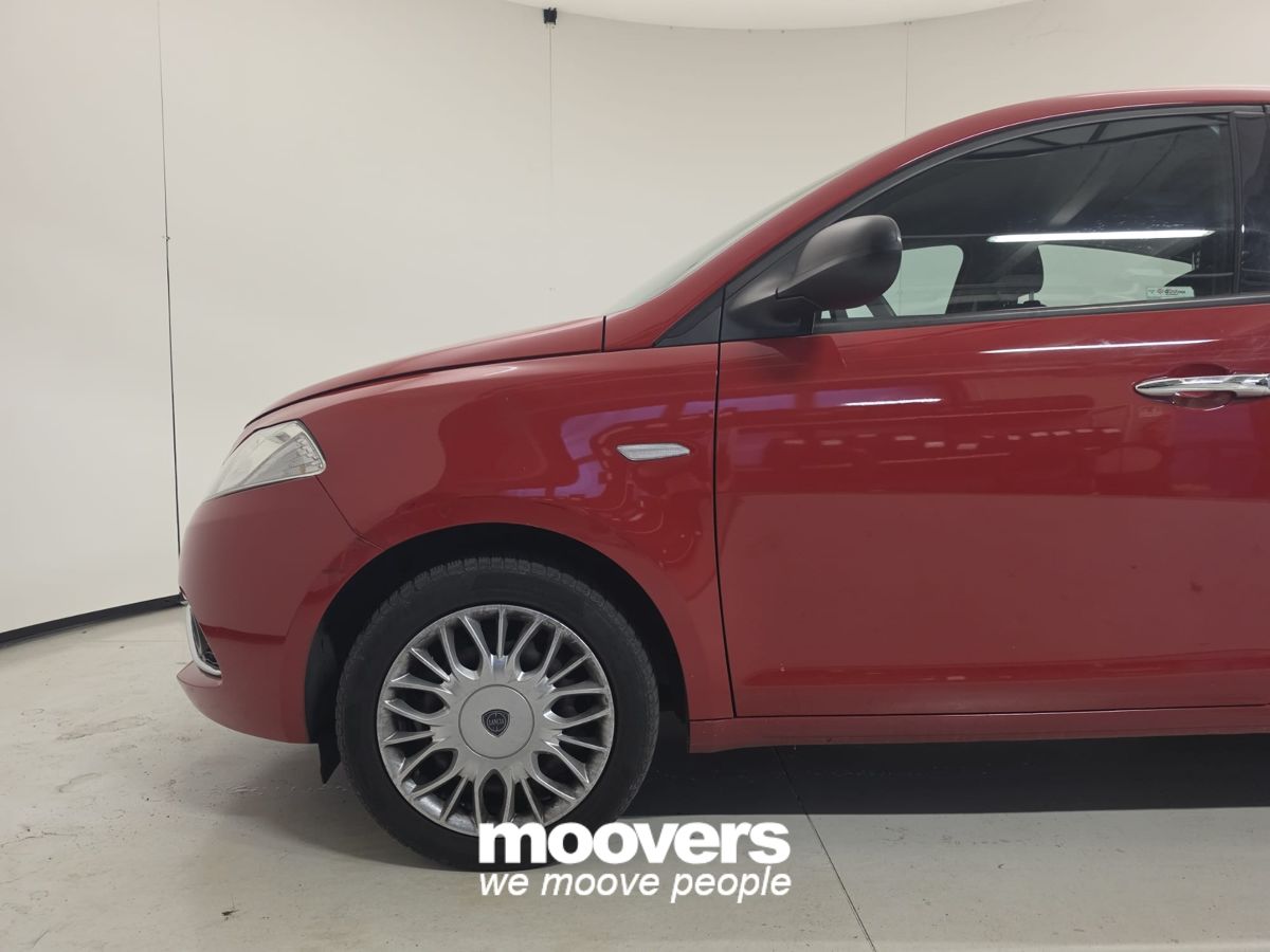 LANCIA Ypsilon 3ª serie Ypsilon 1.2 69 CV 5 porte Gold