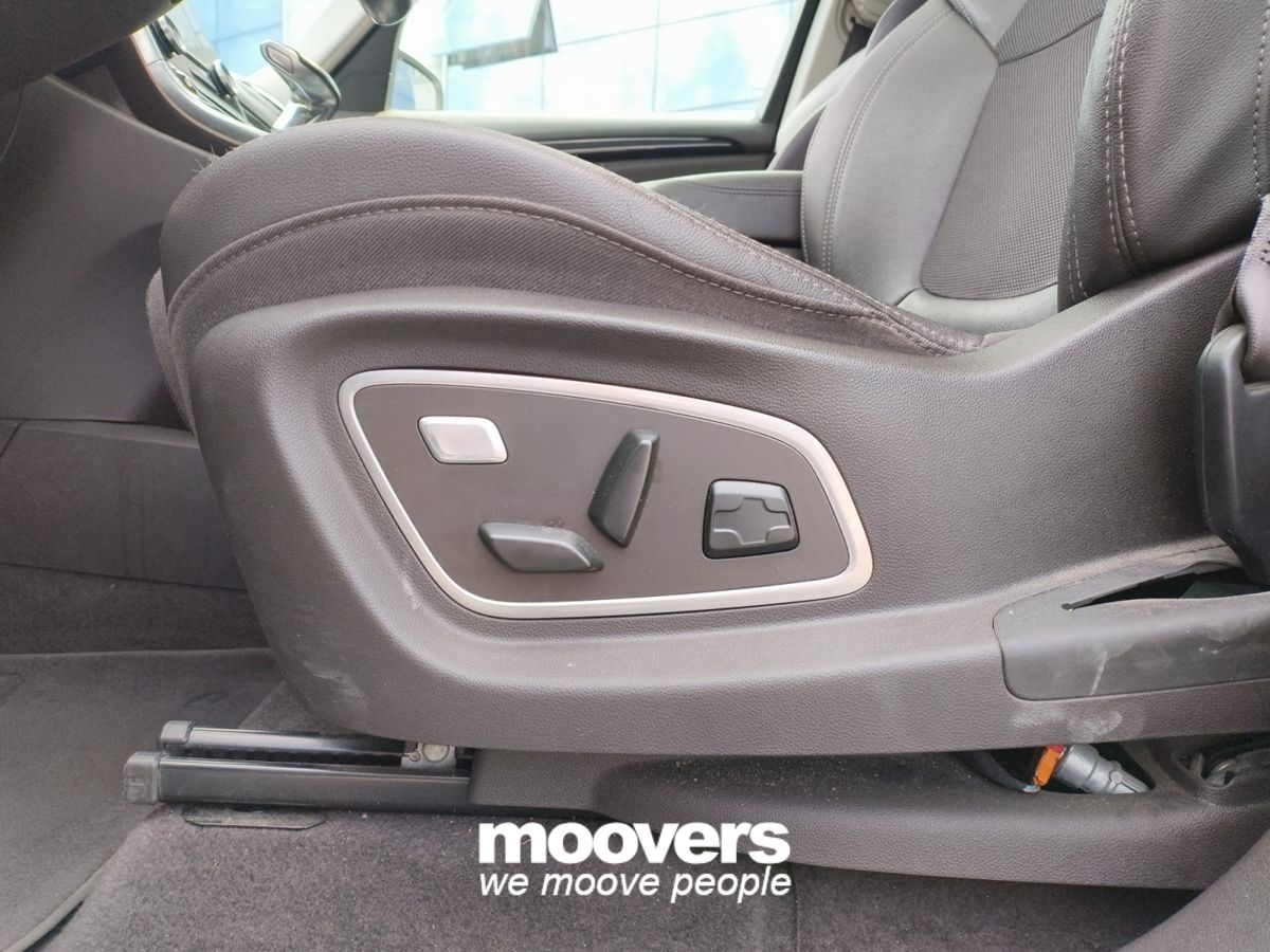 RENAULT Espace dCi 160CV EDC Energy Intens