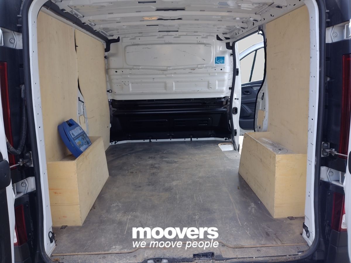 RENAULT Trafic T27 2.0 dCi 150CV PC-TN Furgone Start