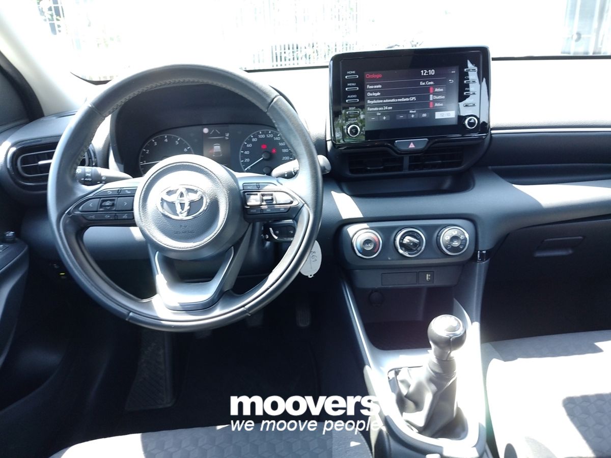 TOYOTA Yaris 1.0 5 porte Active