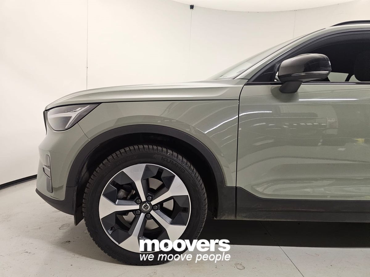 Volvo XC40 B3 automatico Plus Dark
