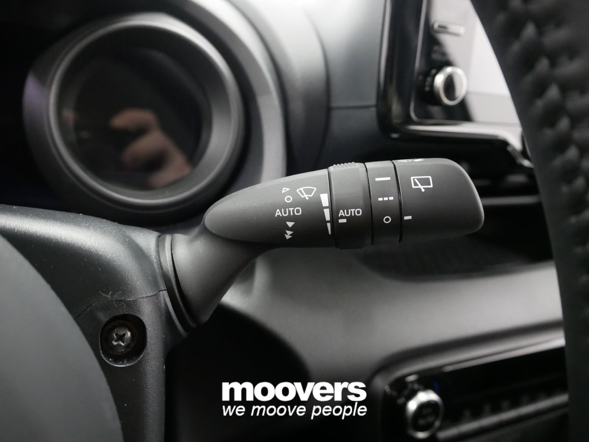 Toyota Yaris 1.5 Hybrid 5 porte Trend 