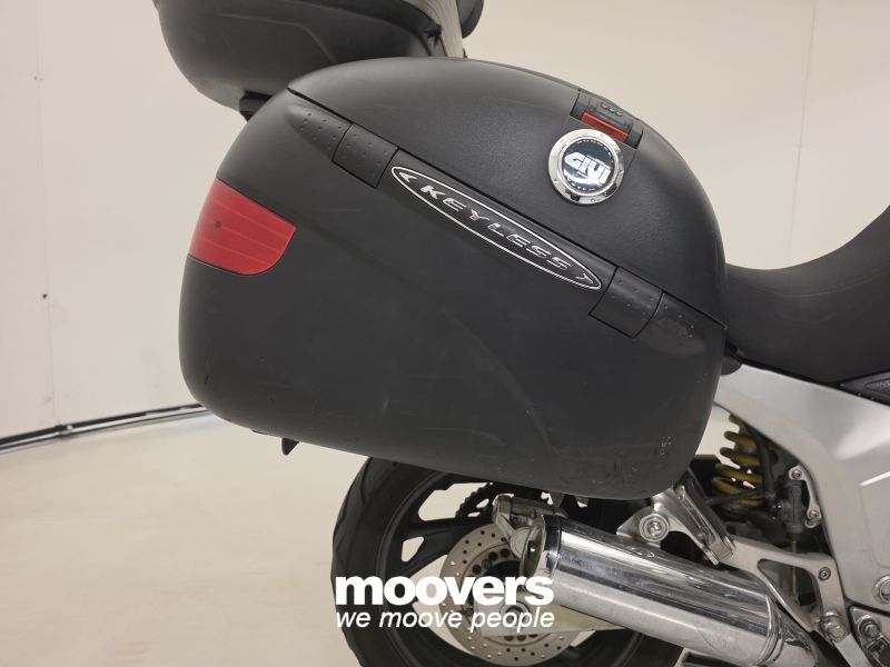 YAMAHA TDM 850