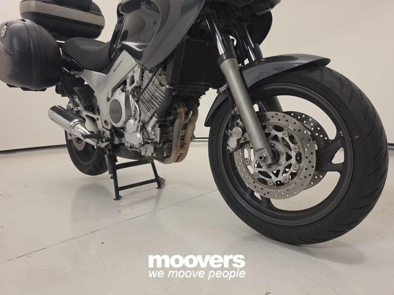 YAMAHA TDM 850