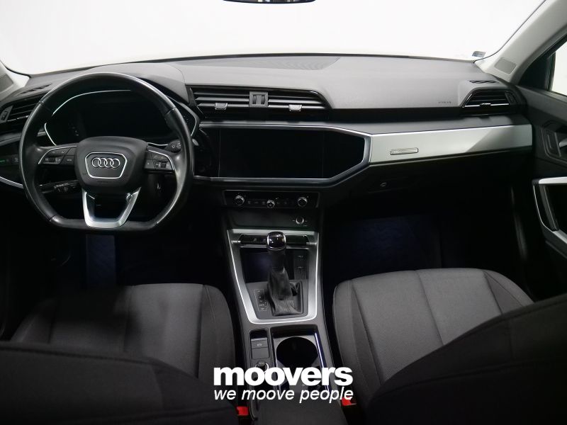 AUDI Q3 35 TFSI S tronic Business Advanced 