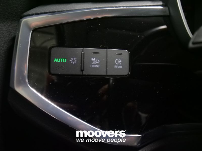 AUDI Q3 35 TFSI S tronic Business Advanced 