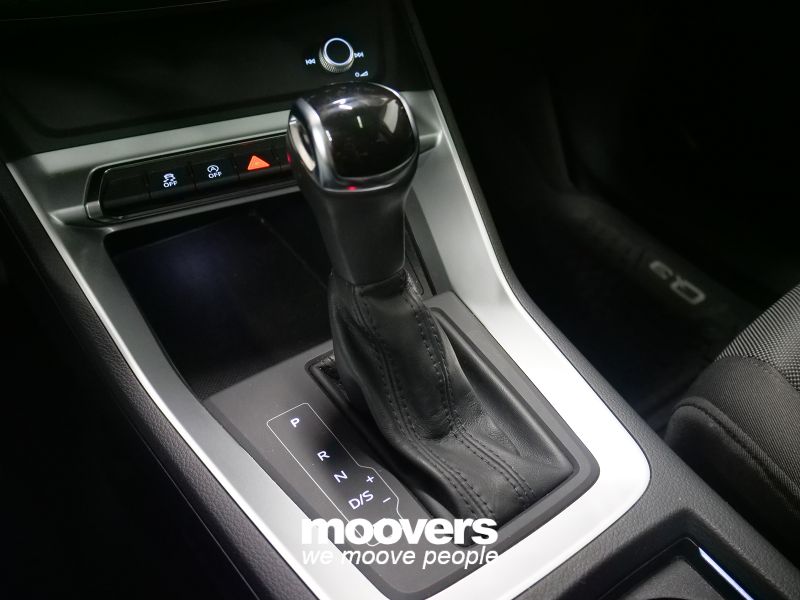 AUDI Q3 35 TFSI S tronic Business Advanced 