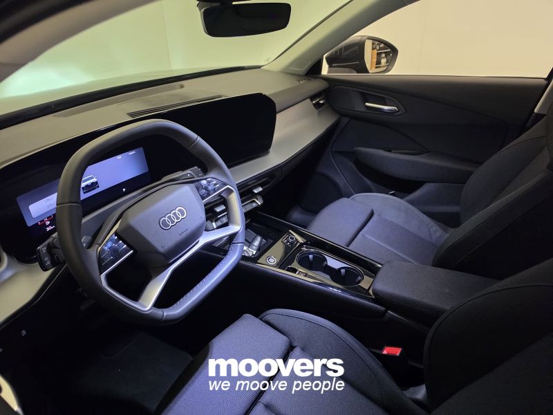 AUDI Q3 SPB TDI 110 kW S tronic Business Advanced