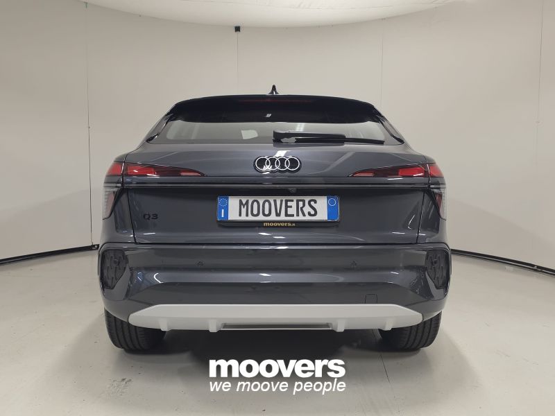 AUDI Q3 SPB TDI 110 kW S tronic Business Advanced