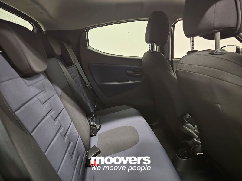 LANCIA Ypsilon 1.0 FireFly 5 porte S&S Hybrid Silver