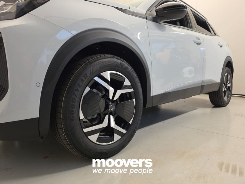 PEUGEOT 2008 PureTech 100 S&S Allure