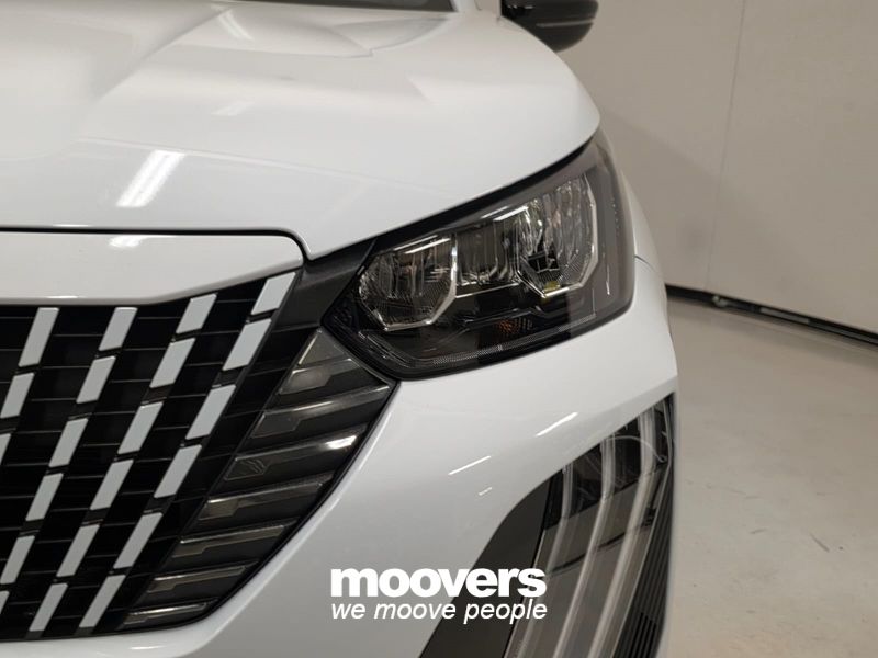 PEUGEOT 2008 PureTech 100 S&S Allure