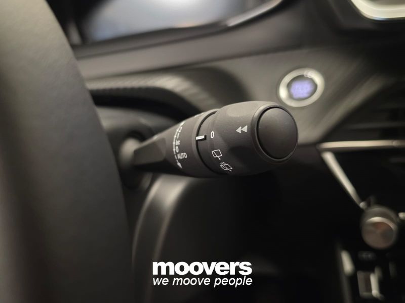 PEUGEOT 2008 PureTech 100 S&S Allure