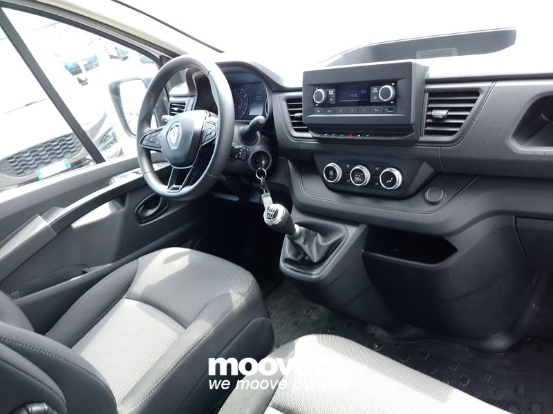 RENAULT Trafic T27 2.0 dCi 150CV PC-TN Furgone Start