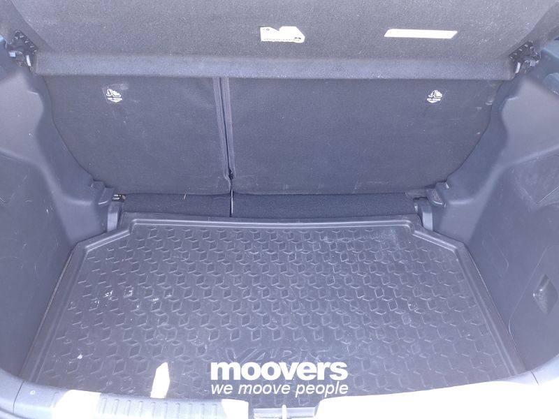 TOYOTA Yaris 1.0 5 porte Active