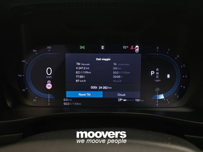 Volvo XC40 B3 automatico Plus Dark