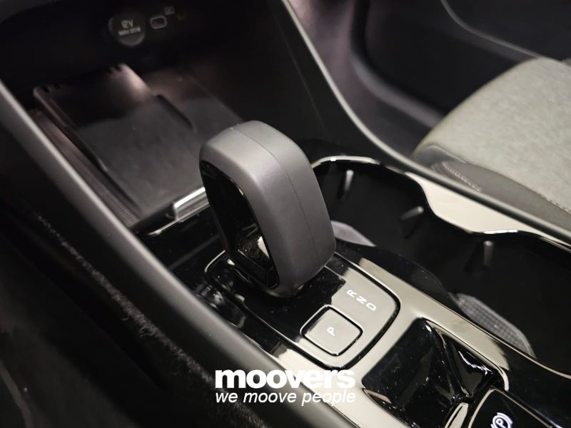 Volvo XC40 B3 automatico Plus Dark