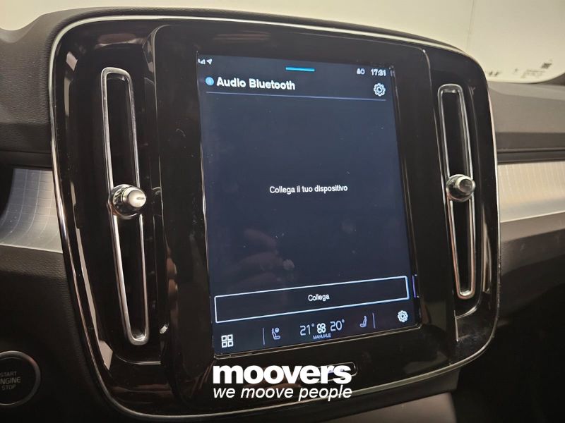 Volvo XC40 B3 automatico Plus Dark