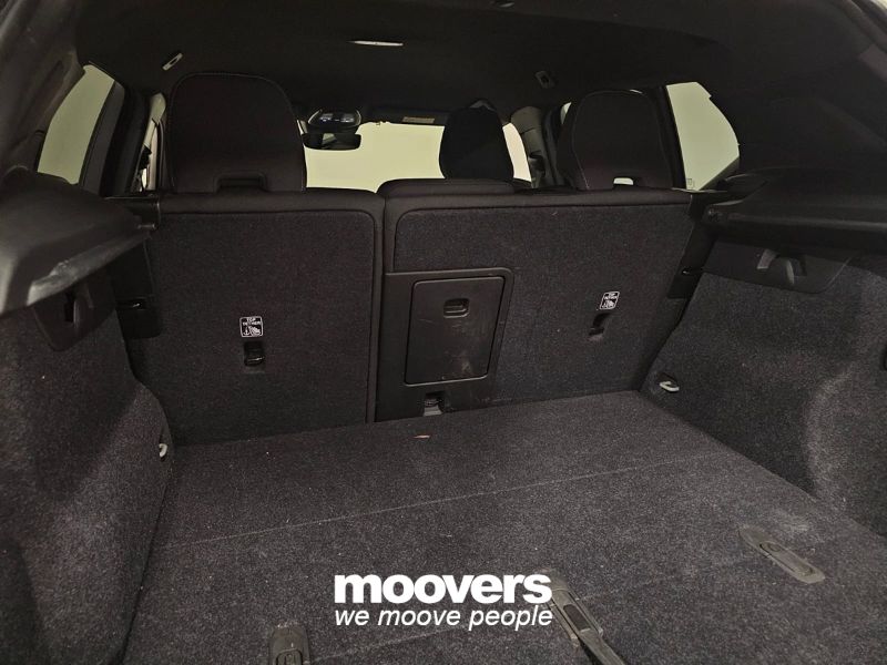 Volvo XC40 B3 automatico Plus Dark