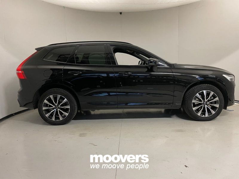 VOLVO XC60 B5 (d) AWD automatico Plus Dark