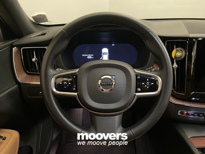 VOLVO XC60 B5 (d) AWD automatico Plus Dark