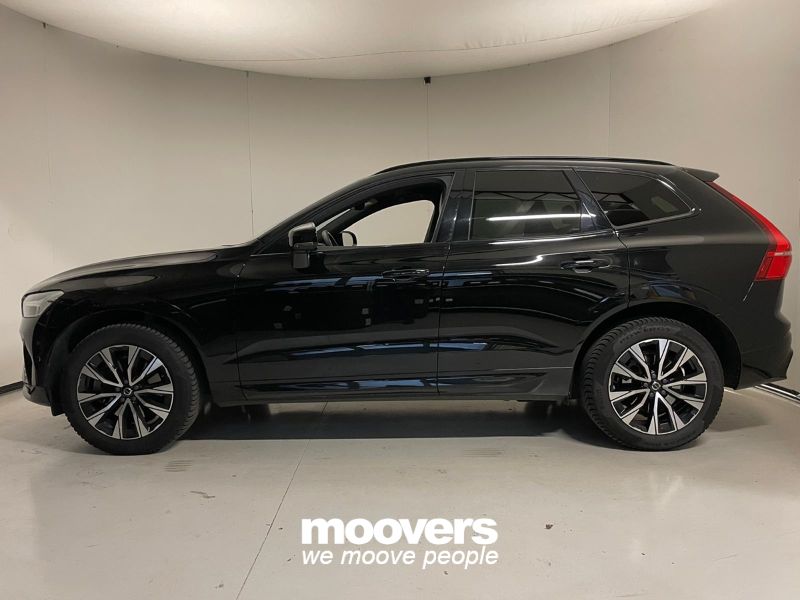 VOLVO XC60 B5 (d) AWD automatico Plus Dark